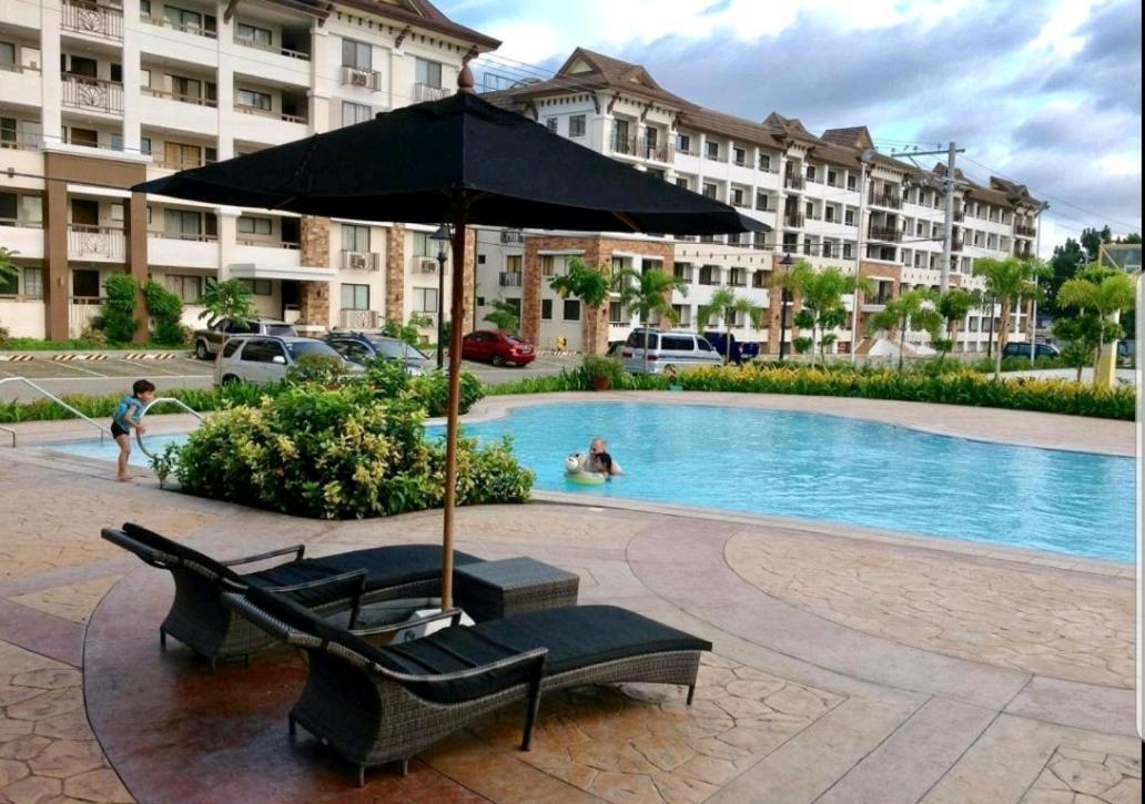 Ri'S One Oasis W Free Pool Back Of Sm City Mall Davao Exterior foto
